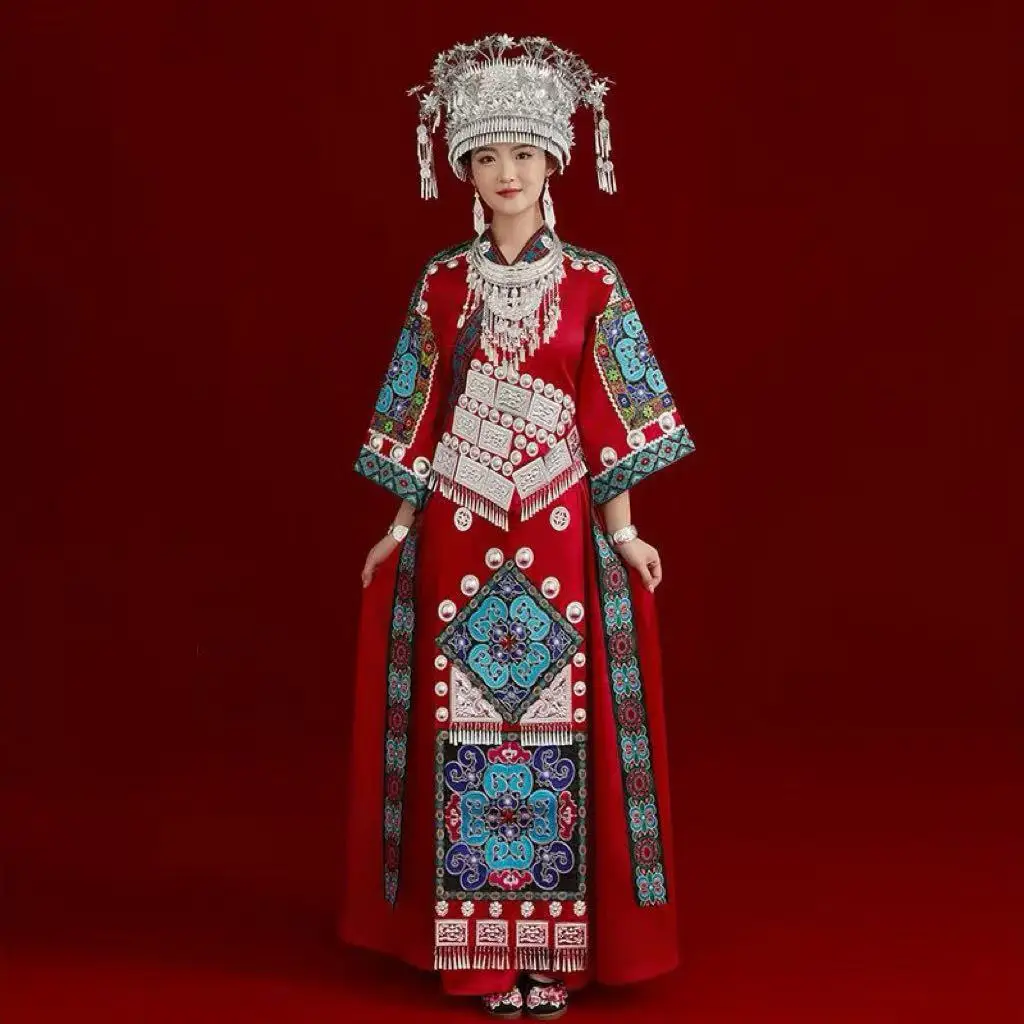 

Традиционный женский костюм хмонов в этническом стиле, одежда миао с вышивкой для выступлений