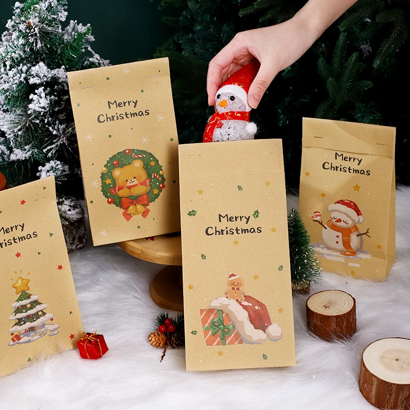 Christmas gift bag Hand kraft paper gift bag with Christmas snacks cookies cartoon gift bag