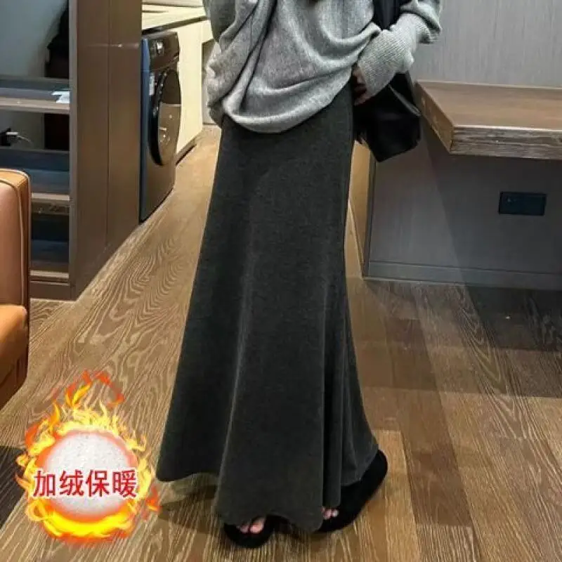 Dames retro donkergrijs zacht fleece gevoerd dik gedrapeerd a-lijn zeemeermin lange rok voor herfst winter nieuwe elegante mode rok