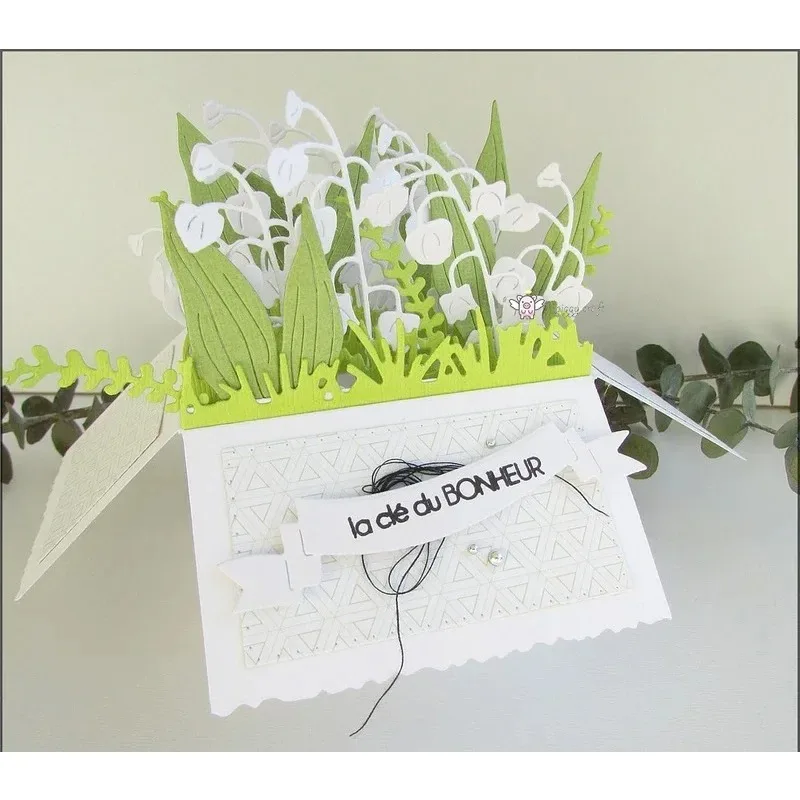 1pc Piggy Craft metal cutting dies cut die mold Flower grass edge strips Scrapbook paper craft mold blade punch stencils dies