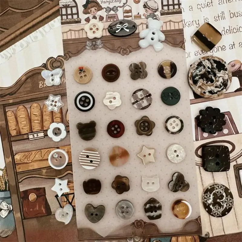 10 Stück Klassische Einfache Zufällig Gefärbte Knöpfe Vintage DIY Notizbuch Dekorationsmaterialien Ins Perlenbesetzte Kleidung Handgemachtes Zubehör – Detail 4