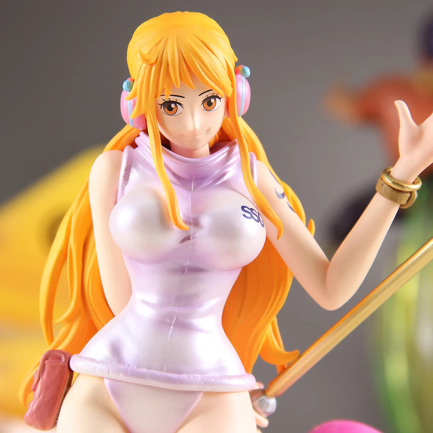 

33 см One Piece ‌ Фигурка Нами из аниме «Ван-Пис» (Пираты Соломенной Шляпы), настольное украшение, игрушка, подарок для мальчика