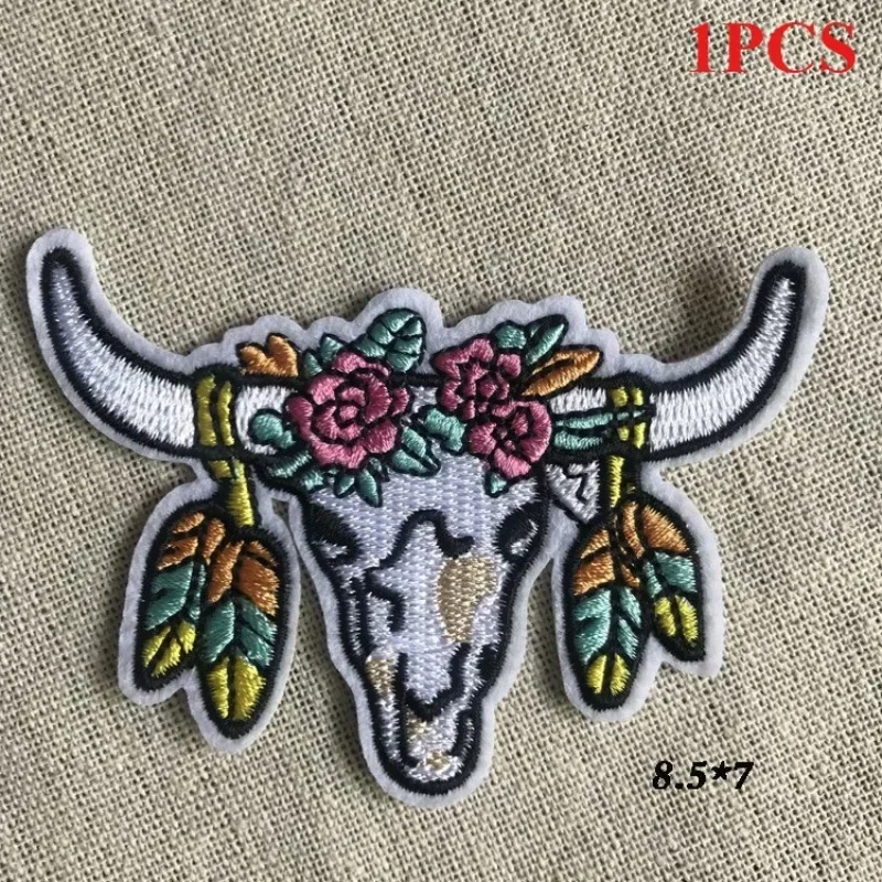 Skull New Skull Cloth Sticker Embroidery Adhesive Cool Punk European and American Ghost Head Personalized Clothing Accessories