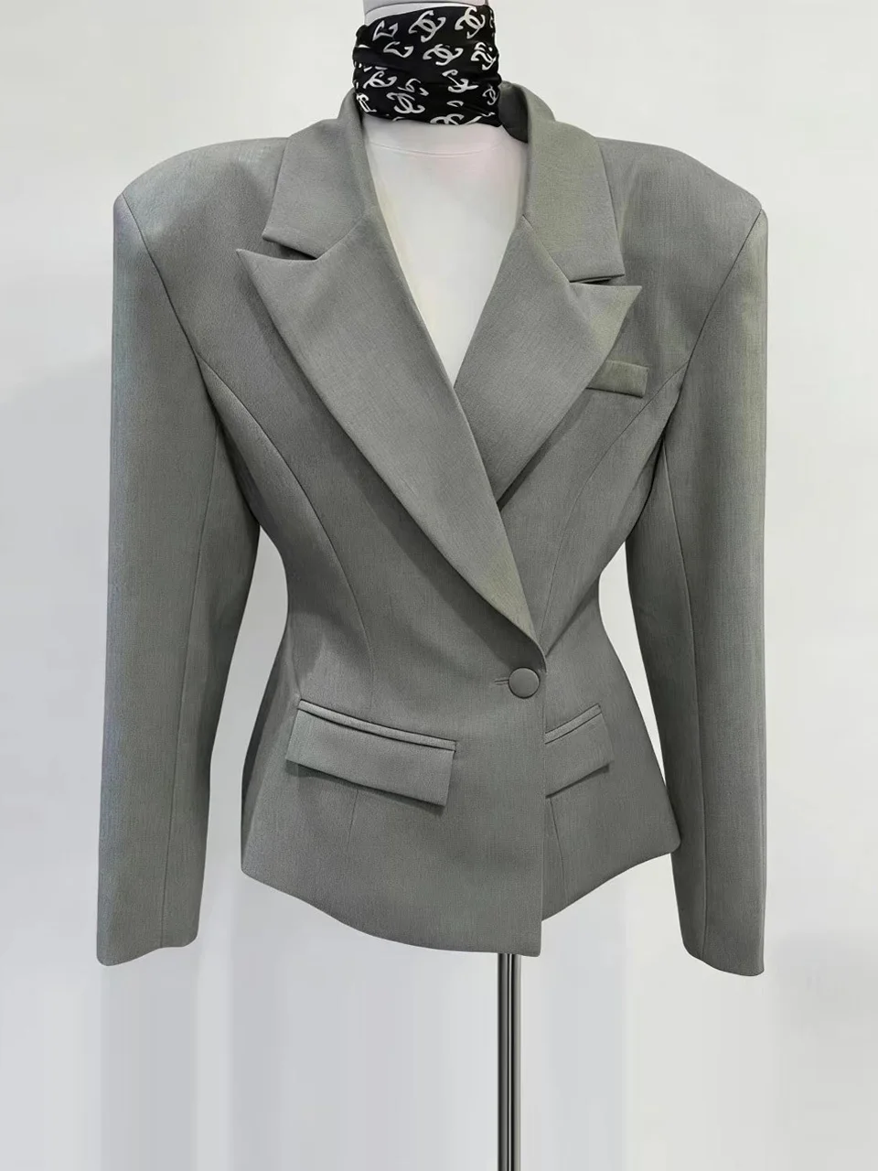 

Korean Style High Quality Women's Suit Jacket Waist-Cinching Fashionable Elegant Spring 2026 New Arrival Long Sleeve