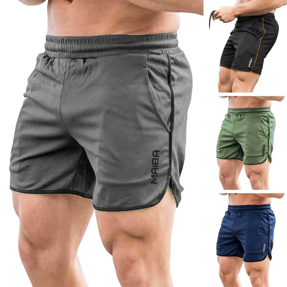 Men Side Slit Shorts Men's Mid-rise Elastic Waist Fitness Shorts with Pockets Quick-dry Streetwear Shorts for Men Letter Print