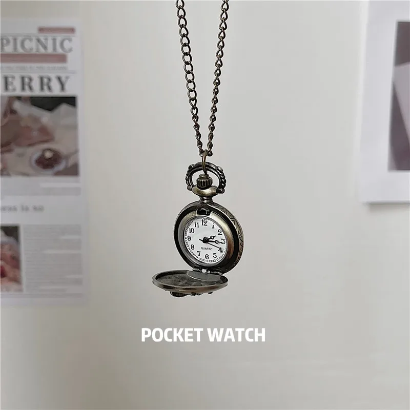 ผู้ชายอินเทรนด์นาฬิกาพ็อกเก็ตนาฬิกาผู้หญิง Retro Clamshell นาฬิกา MINI และสไตล์โบราณเรียบง่ายขนาดเล็กน่ารักสร้อยคอนาฬิกา Wome