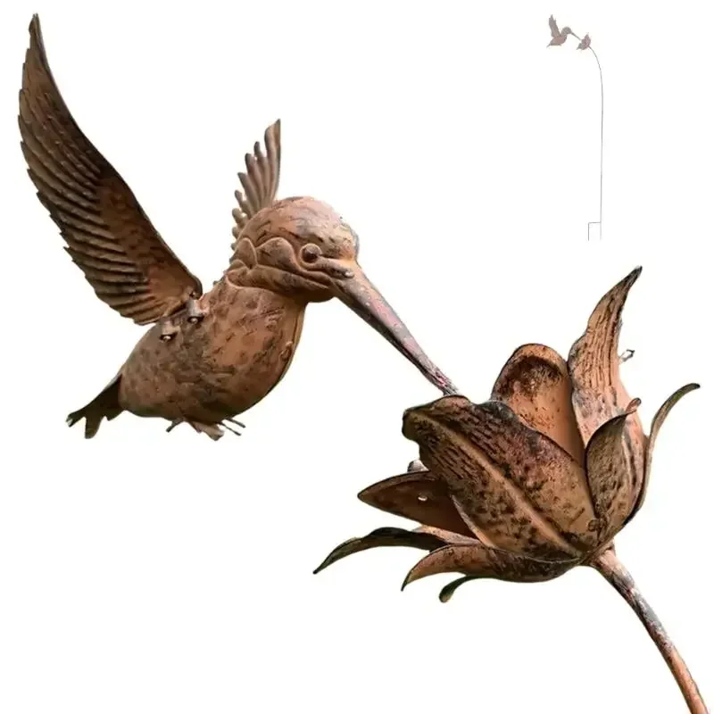 Rusty Metal Bird Stake Handcrafted Iron Hummingbird Statue Outdoor Ornament Garden Animals Stake Decoration Gifts