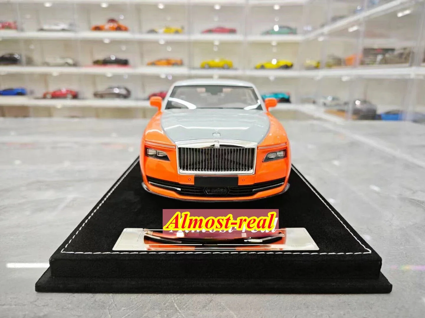 HH 1:18 For Limited Rolls-Royce Spectre Resin Diecast Model Car Toys Boys Birthday Gifts Hobby Display Collection Ornaments