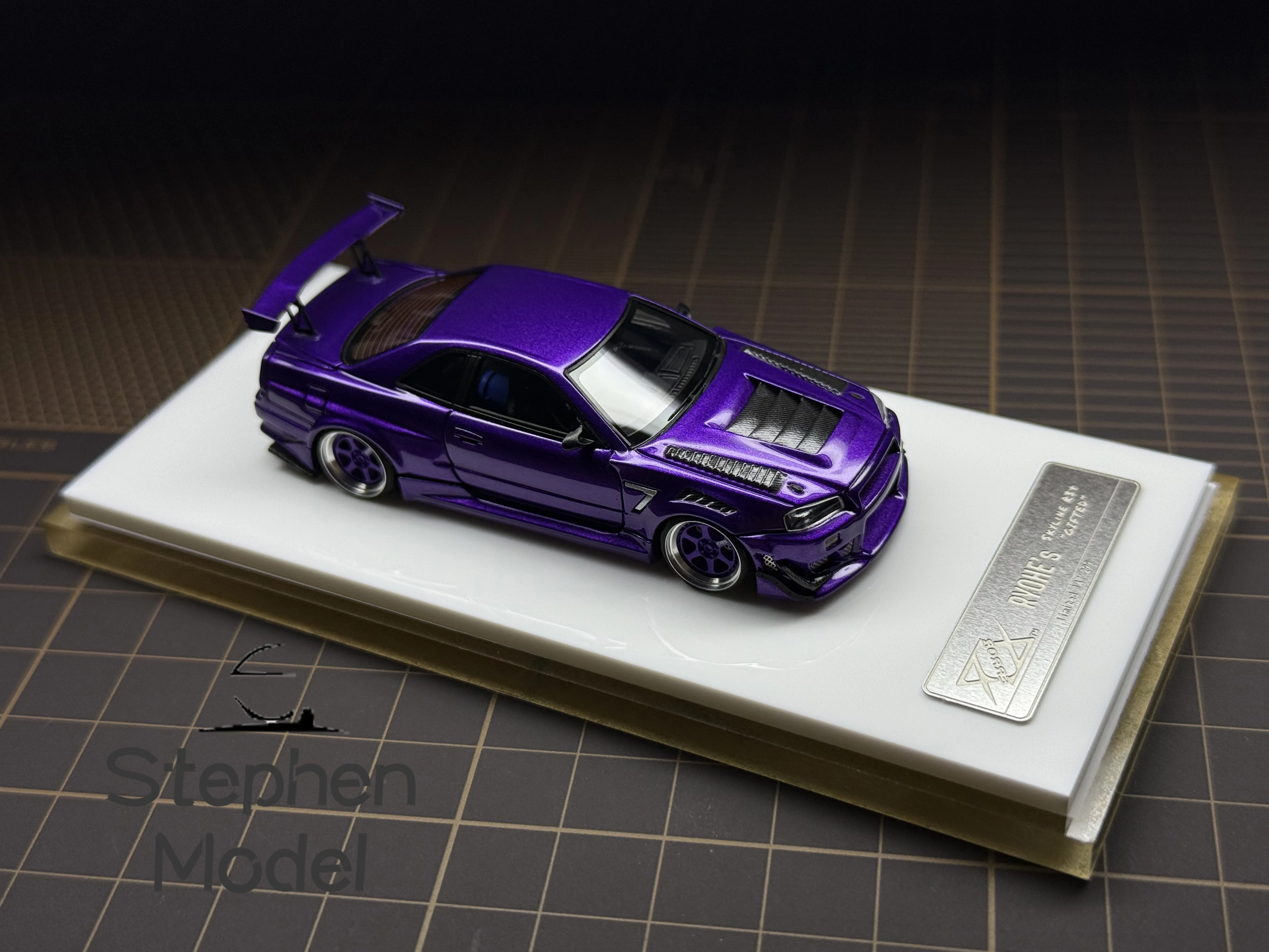 Error 404 1:64 GTR R34 Candy purple Ryohe Limited resin car model