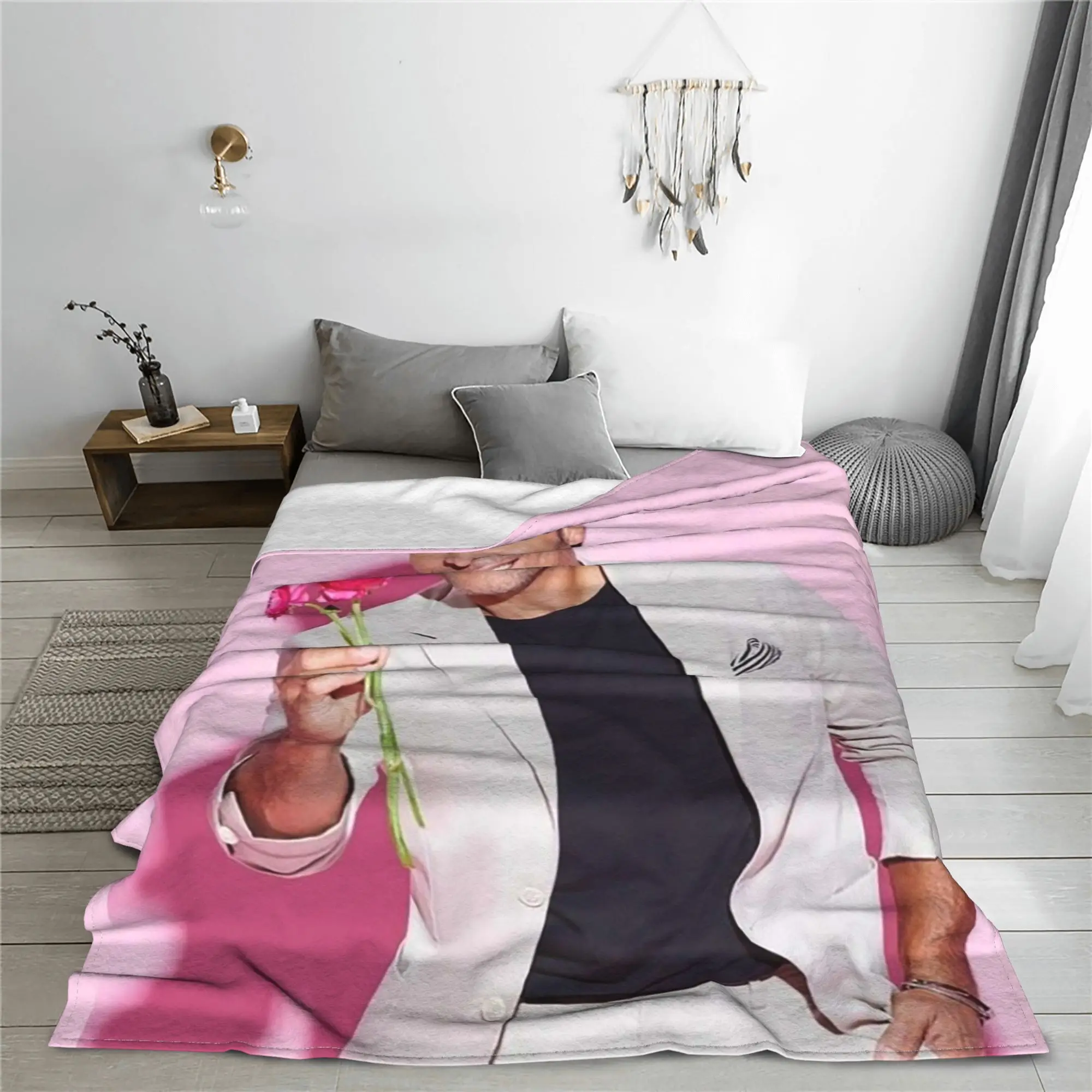 Chayanne Blanket Multi-function Flannel Sofa Throw Blanket for Couch Bedding Outdoor Throws Bedspread Quilt
