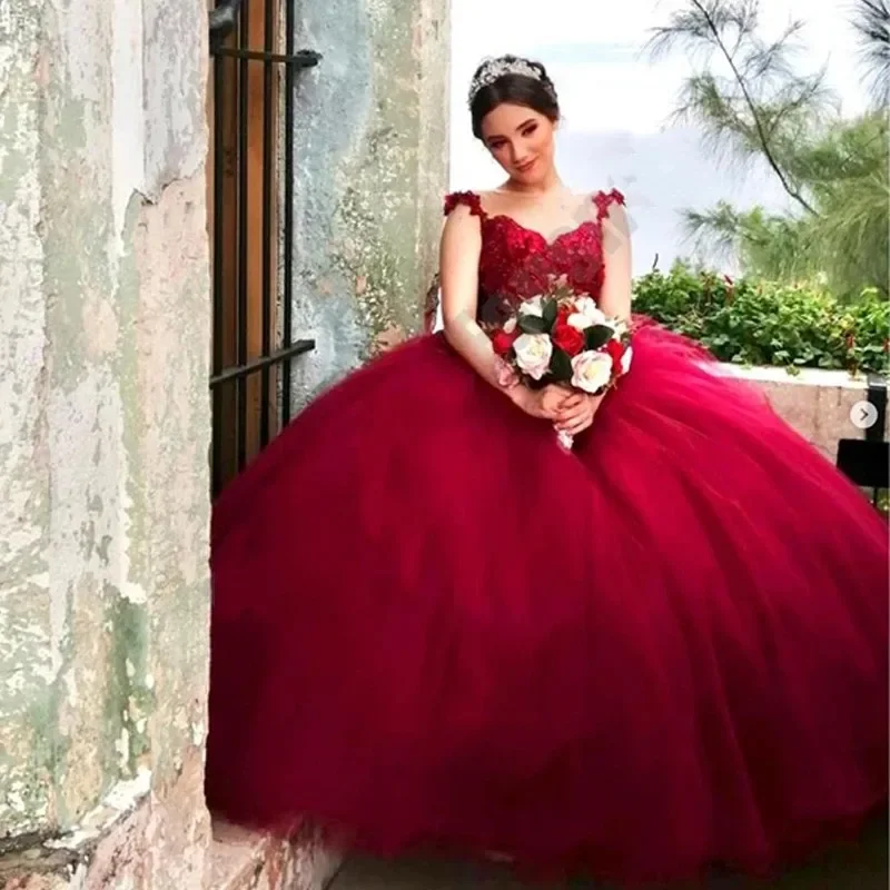 فساتين أميرة Quinceanera للفتيات ، رقبة شفافة ، خرزة فاخرة ، زهور ثلاثية الأبعاد ، فساتين حفلة عيد ميلاد ، 15