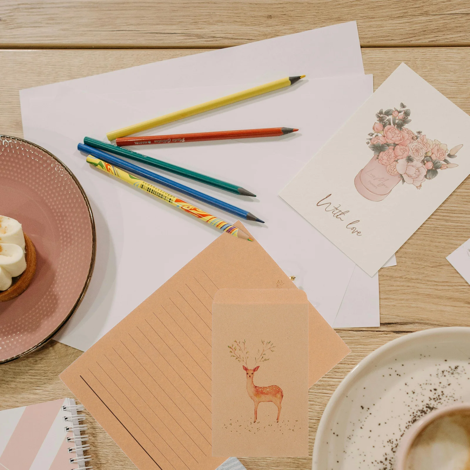 30Pcs Retro Kraft Paper Envelope Vintage Lined Stationery Set Reindeer Greeting Cards Christmas Love Letter Packing Envelopes