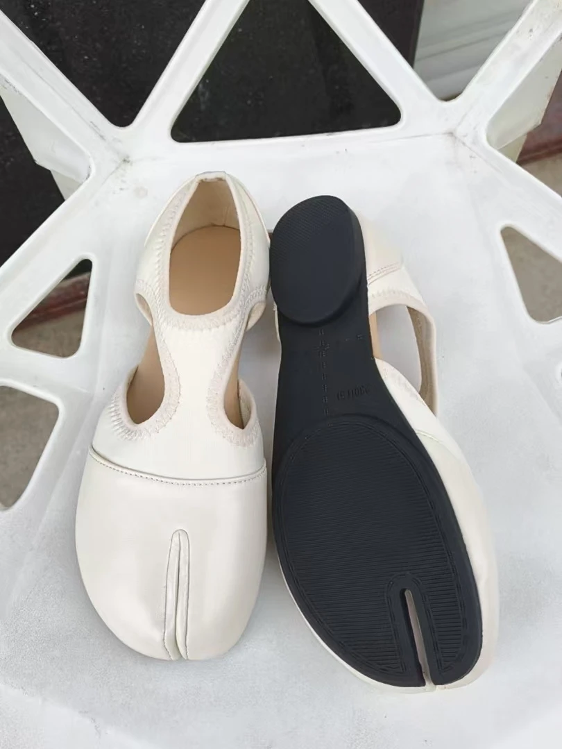 2026 Modische Damen-Markenschuhe Mary Janes Sommer Split-Toe Walking Sneakers Lässige Loafers Designer Schwarze Ballerinas Sandalen – Detail 4