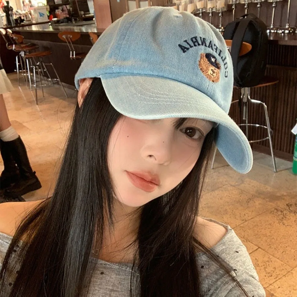 

Casual Korean Bear Embroidery Cap Cotton Versatile Men Women Baseball Cap Solid Color Sweet Snapback Hat Unisex