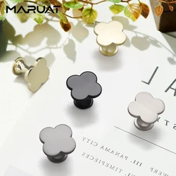 Kitchen Cabinet Storage Handles Four Leaf Clover Shape Drawer Knobs Matte Black Cabinets Door Pulls Golden Handles for Furniture
