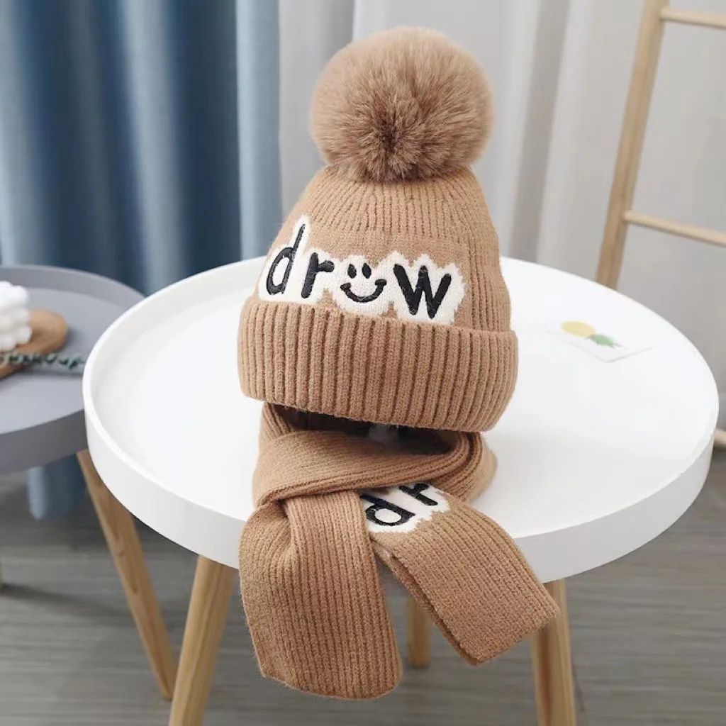 New winter grils 7 colors warm thick knnited cap scarf fashion boys letter embridery soft beanies capfurpom poms solid wool cap