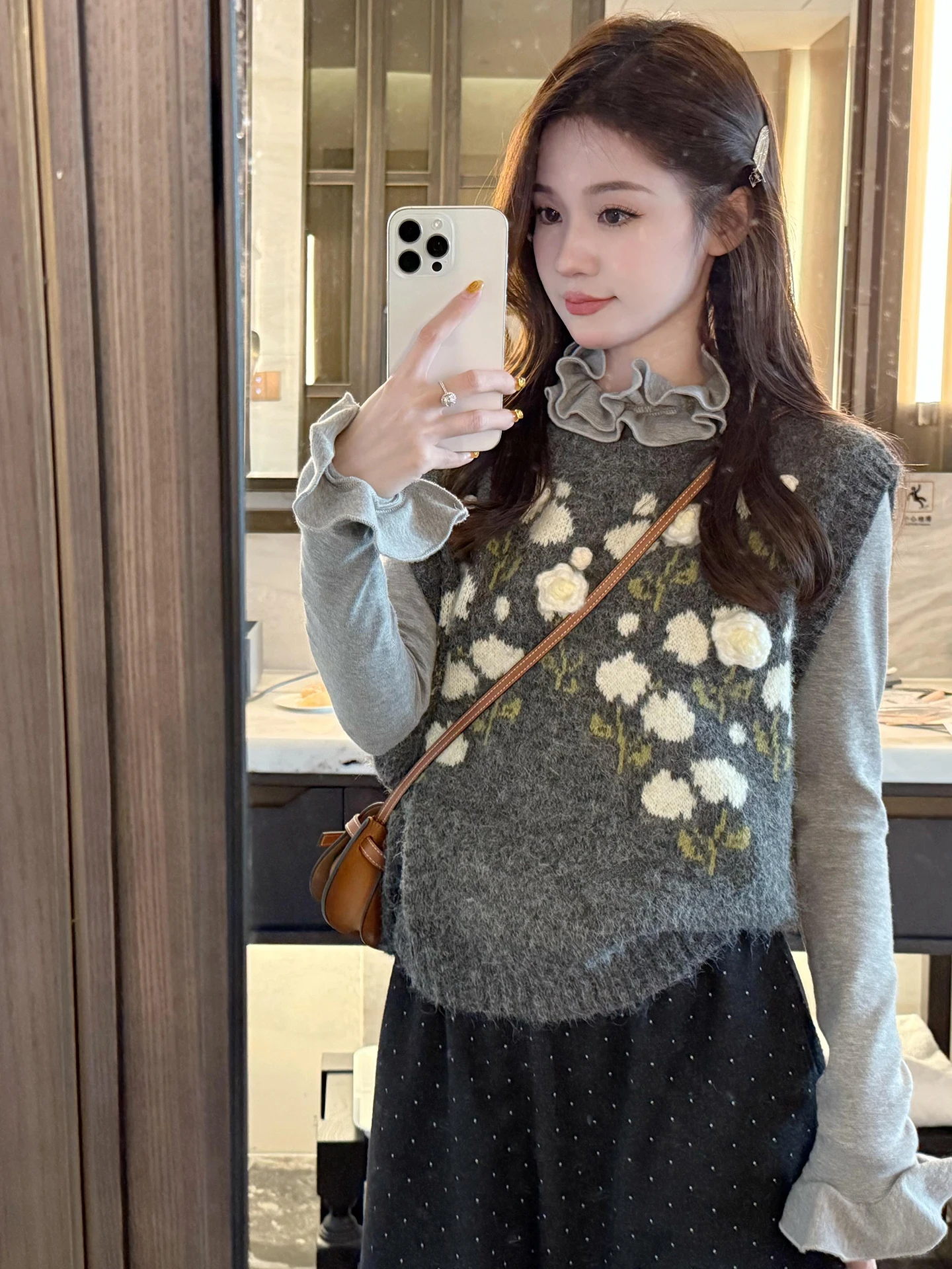

Lazin Sle Knitted Sweater Vest Flower Pattern Svel Overlap Wear Winter Top Slimming Design Commute Faion