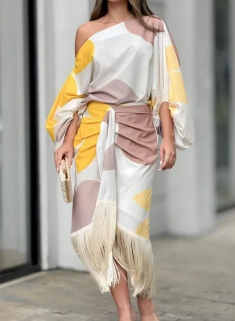 

Two Piece Set Women Outfit 2024 Spring Fashion Print Lantern Sleeve Diagonal Collar Top & Tassel Hem High Waist Daily Skirt Set