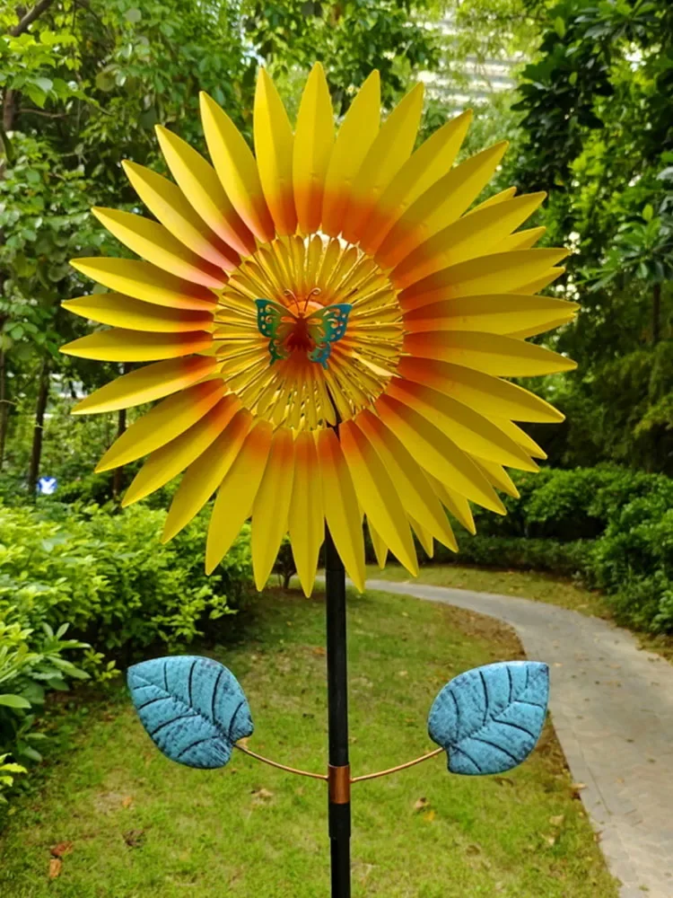 Iron Art Sunflower Outdoor Garden Lawn Landscape Decoration Metal Crafts Solar Lights Sunflower Rotating Windmill Ornament