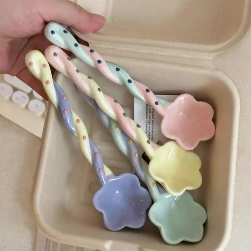 1 قطعة النحت الرمال الإبداعية السيراميك مقبض طويل ستار على شكل ملعقة المنزلية اثارة ملعقة زهرة على شكل ملعقة قهوة الحلوى