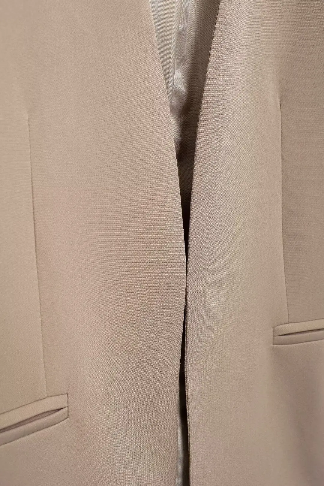 سترة بدلة برقبة على شكل حرف V بصف أزرار واحد للنساء ، معطف بأكمام طويلة كلاسيكي للسيدات ، توب أنيق غير رسمي ، ديكور جيب فضفاض ، موضة جديدة