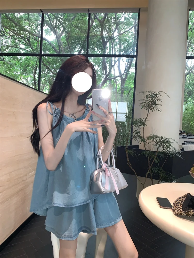 夏の甘辛デニムホルターネックトップとワイドレッグジーンズ レディースファッションセット トレンドのツーピースセット ポリエステル