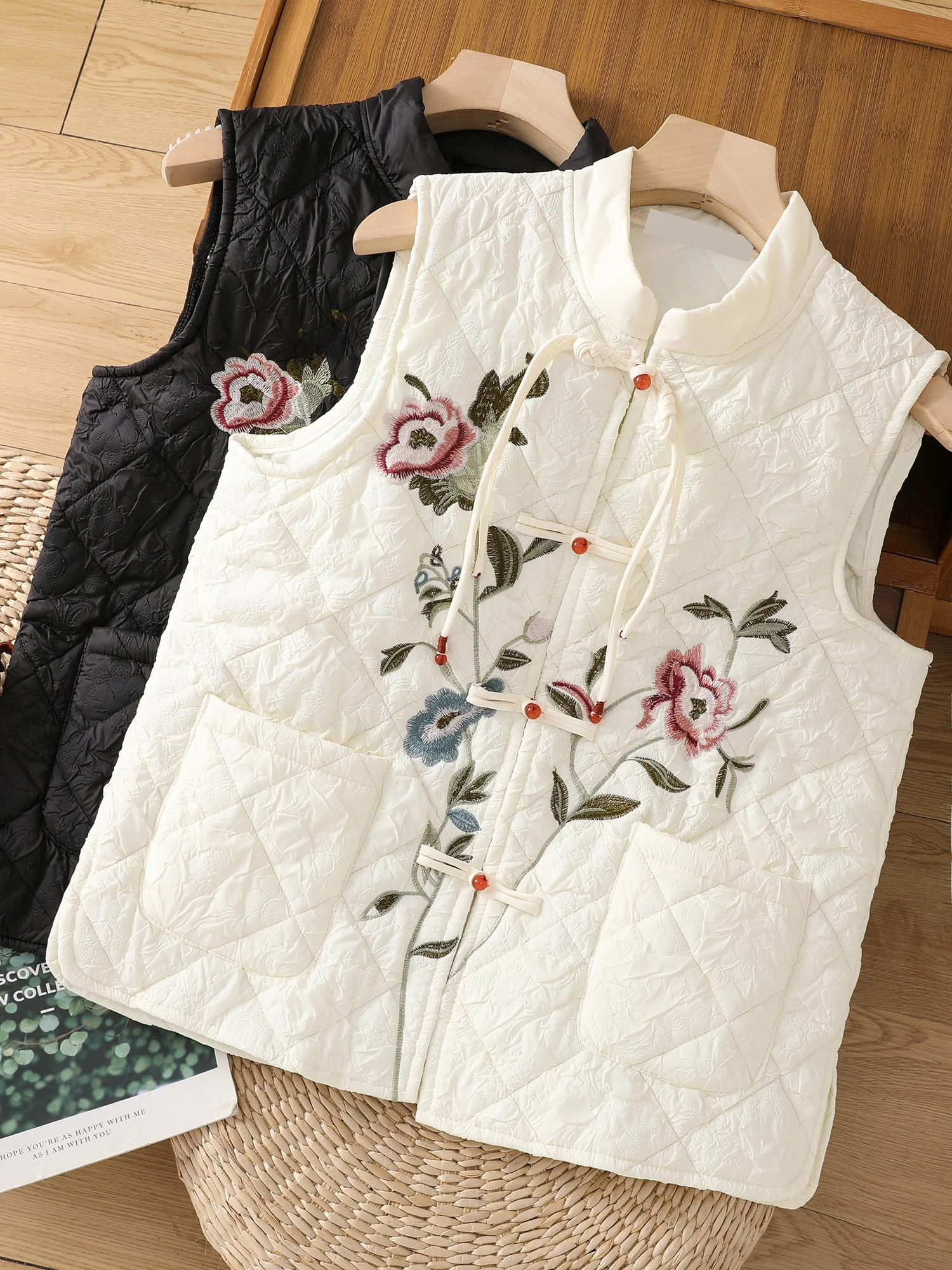 Elegant Chinese Style Embroidered Cotton Vest Women's Stand Collar Jacket with Button for Autumn Winter Thickened Warm Outerwear