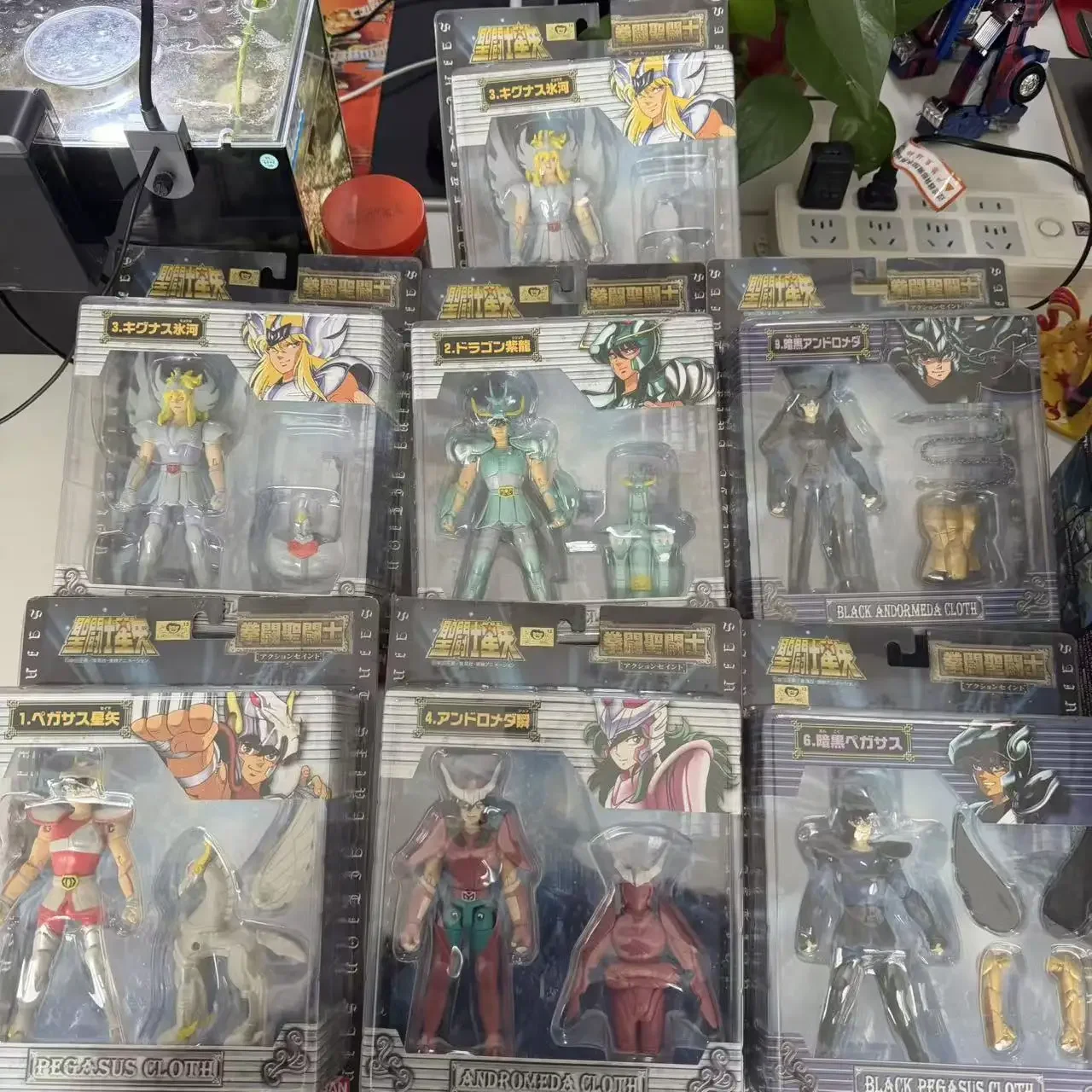 

Коллекционные аниме-фигурки Bandai Saint Cloth Myth - Dark Five Warriors, редкие, снятые с производства, винтажные, из старых запасов.