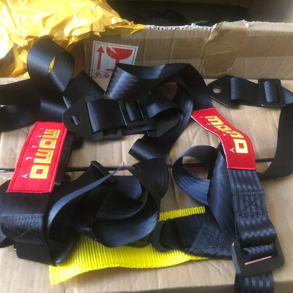 MOMO JDM Universal 2 Inch 4 Point Racing Quick Release Seat Belt Harness 2