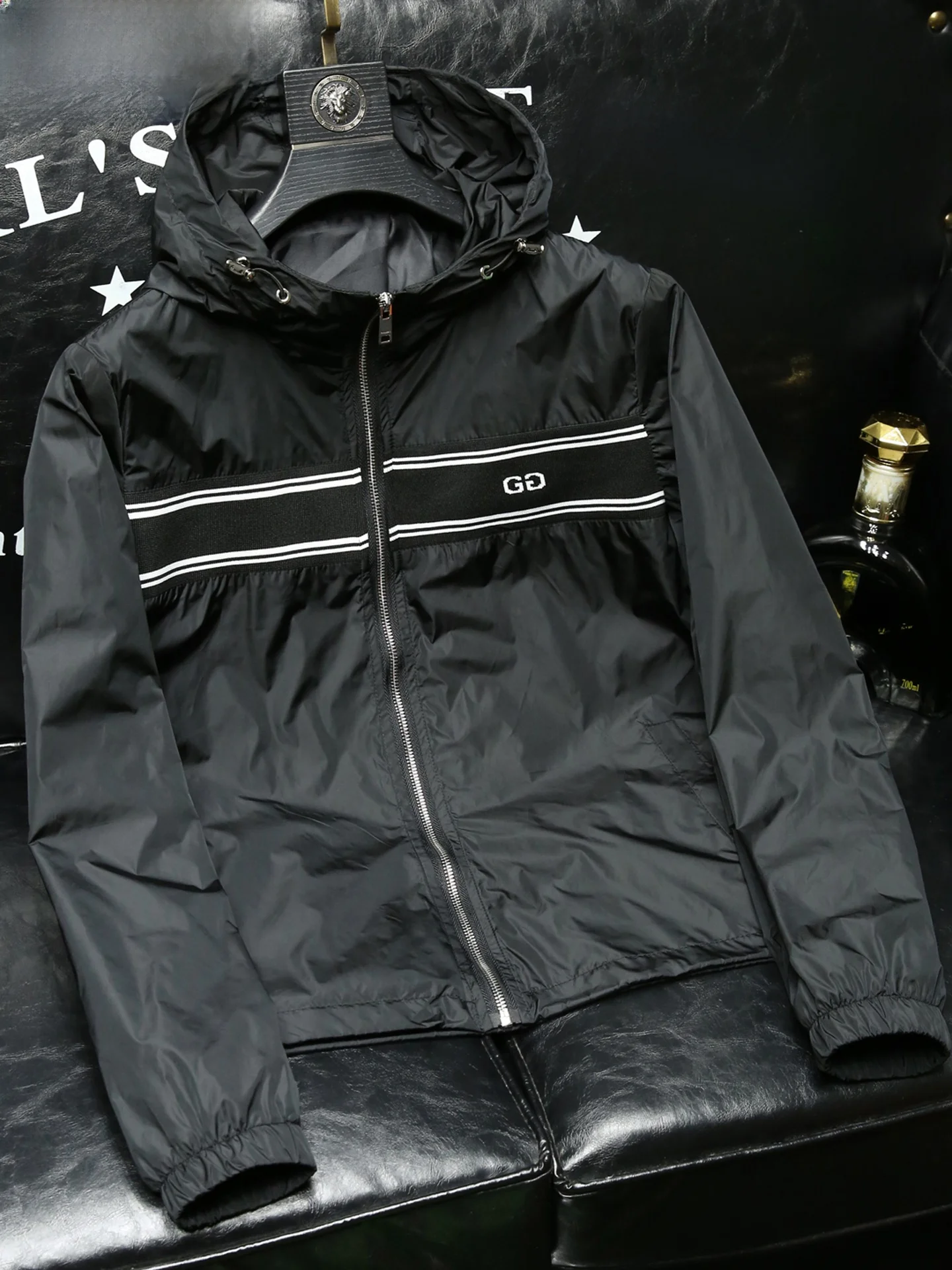 

Тонкая мужская куртка с капюшоном, модная, приталенная, повседневная, новая осенняя, высококачественная, из кожи и полиэфирного волокна, куртка-косит.