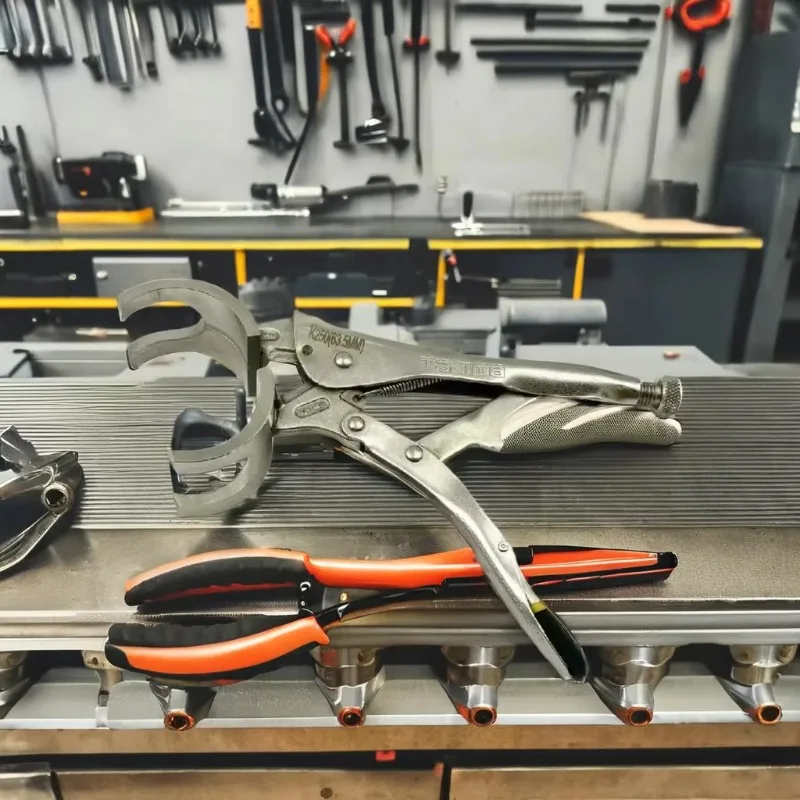 Quick Adjust Pipe Clamp Welding Alignment Tool For Metal Pipes