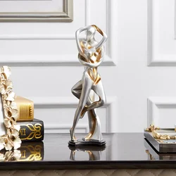 Creative Wedding Gift Hug Dancer Vintage Silver Home Decor Resin Model Abstract Sculptures Living Room  Wine Cabinet Decoration