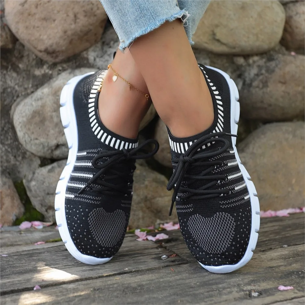 Large size flying mesh single shoes female summer new women love breathable sports casual shoes C1180