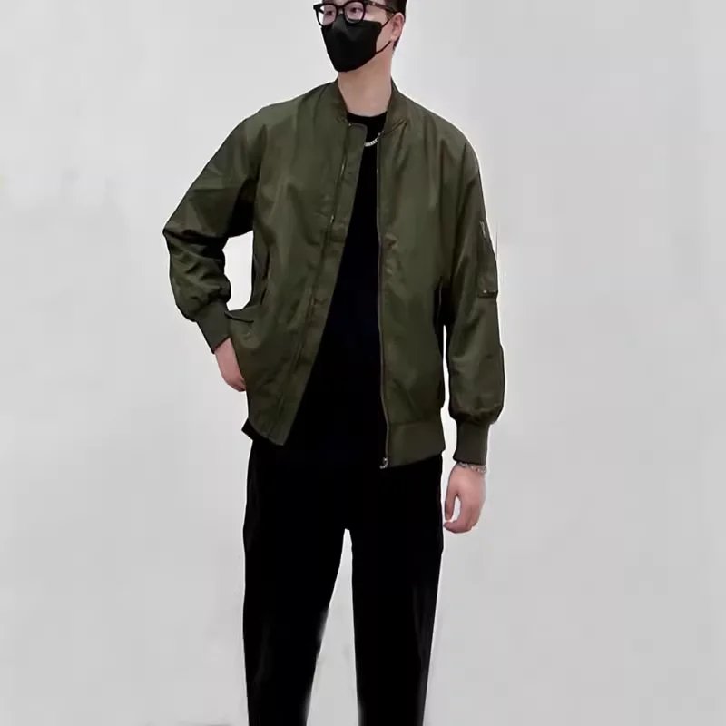 

Новая осенне-зимняя мужская куртка-бомбер в стиле милитари с воротником на молнии, свободного кроя, из полиэстера, с длинными рукавами
