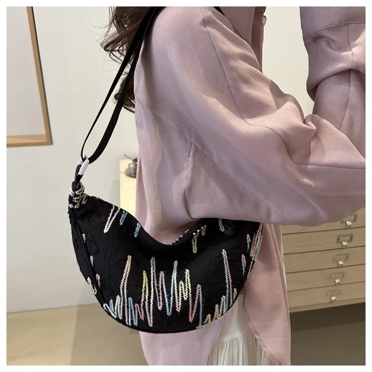 Minimalistische Umhängetasche im japanischen Stil für Damen, kleine Umhängetasche für das Handy, leichte und vielseitige Dumpling-Tasche für Mädchen – Detail 7