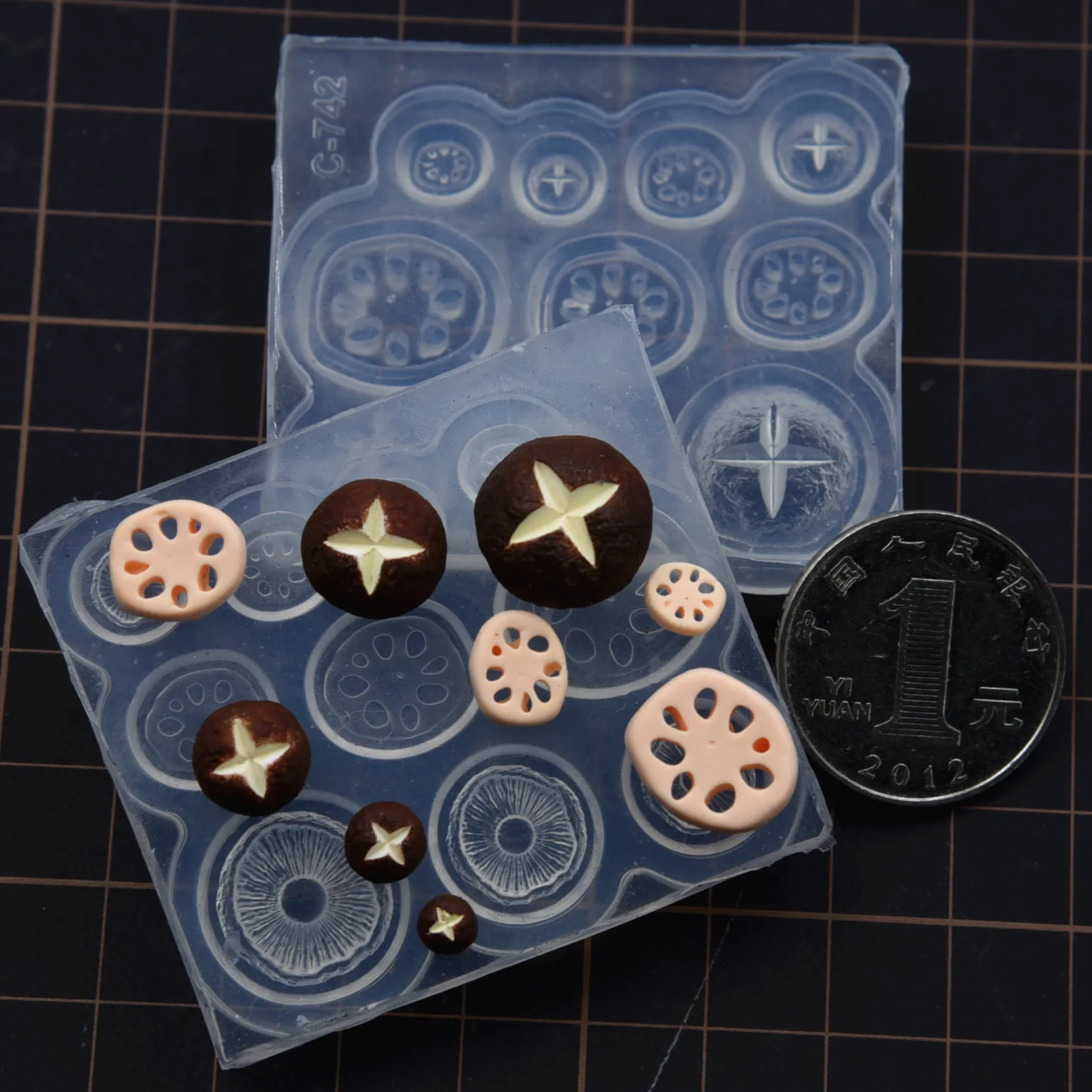 

Mini 3D Mushroom and Lotos Slices Silicone Molds Pottery Clay Mini Doll House Toy Vegetables DIY tools Molds