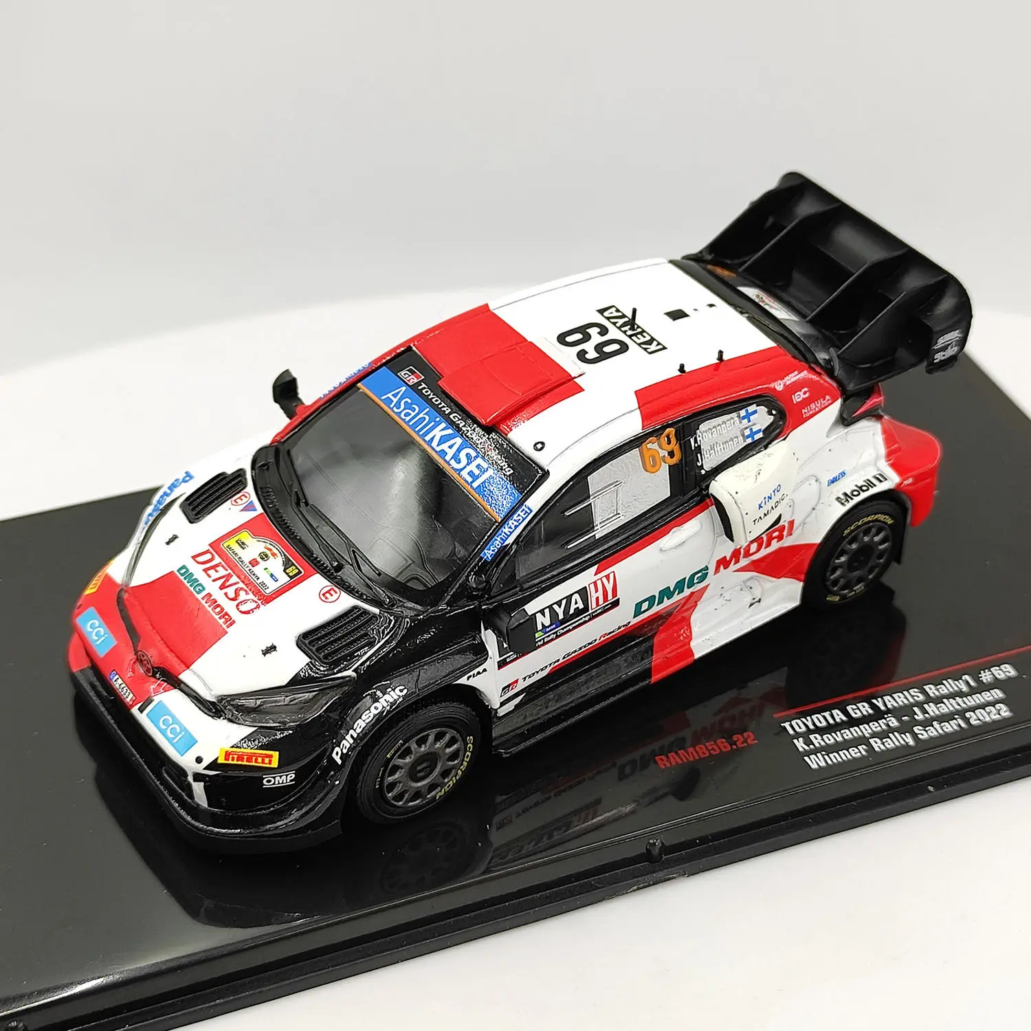 أجزاء صغيرة بمقياس 1/43 تويوتا GR ياريس رالي1 # 69 2022 نموذج سيارة رالي سبيكة