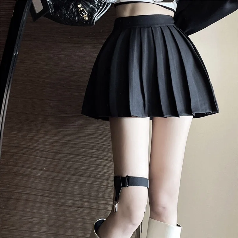 Skirt women Black  White Culotte high waist pleated a-line skirt 2024 spring anti-exposure culottes black short skirt