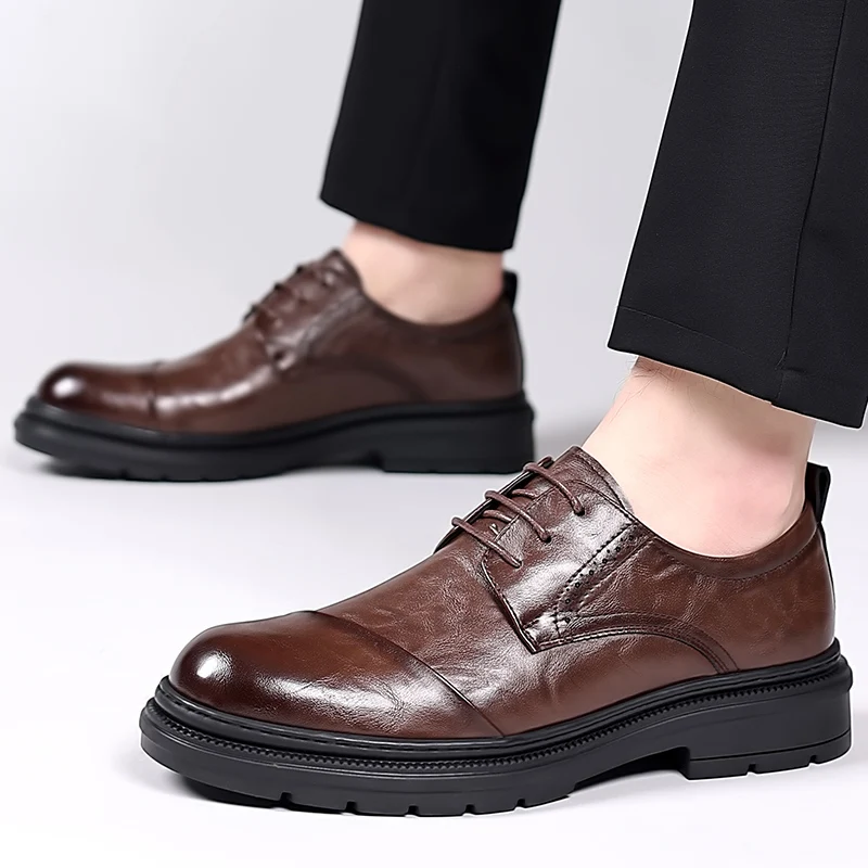 Nieuwe Mannen Business Social Office Formeel Lederen Oxford Schoenen Comfort Ademende Dikke Bodem Waterdichte Slip-On Ronde Neus Schoenen