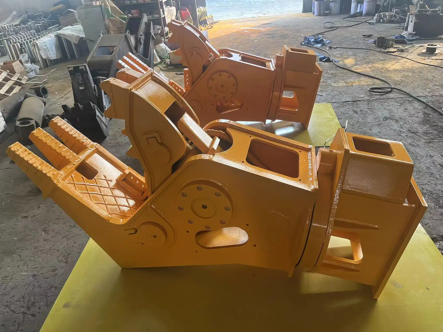 حفارة خرسانة صخرية دوارة هيدروليكية 5 طن 3 طن لمرفقات حفار الهدم الثانوي