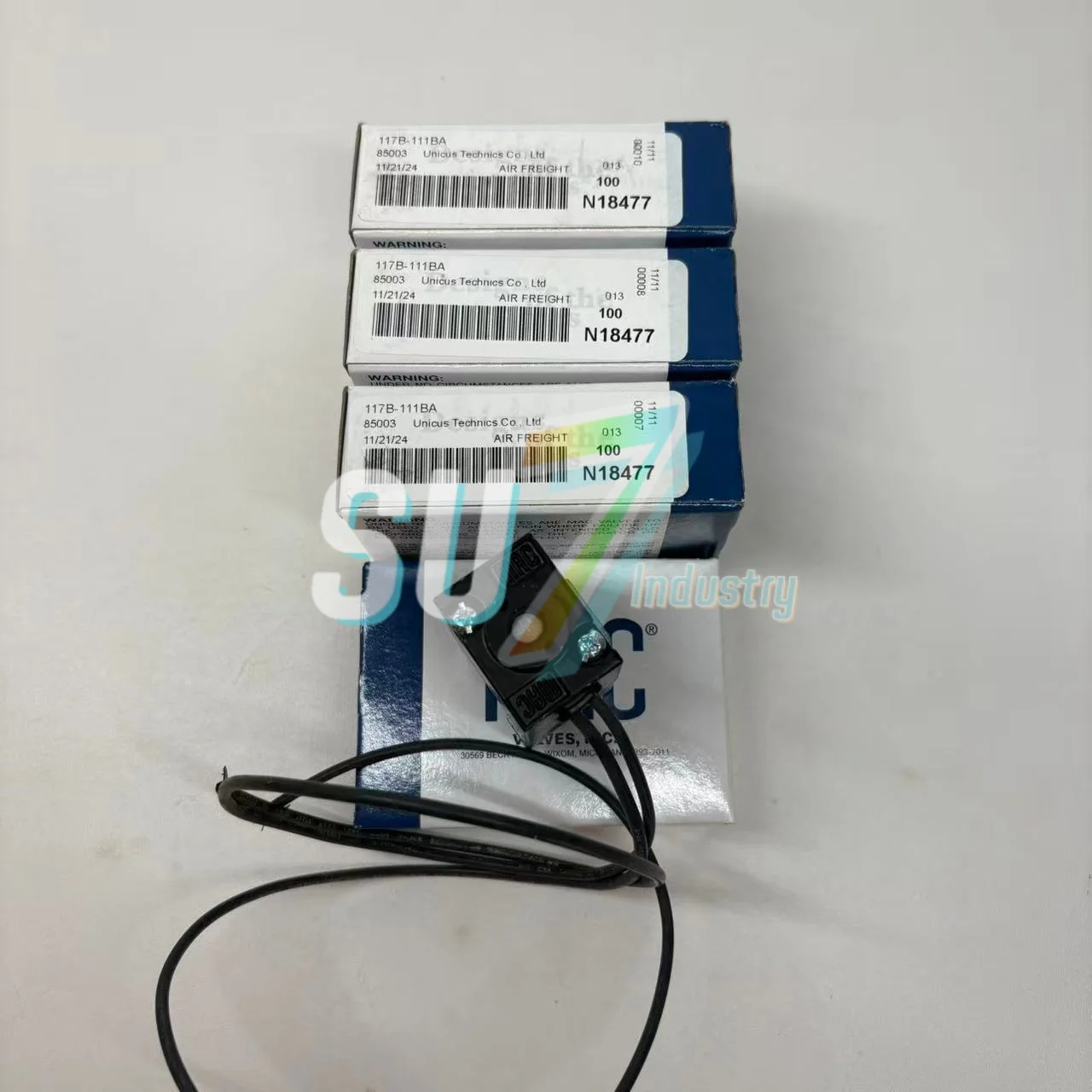 117B-111BA 117B-111BAAA صمام الملف اللولبي الجديد في المخزون #3