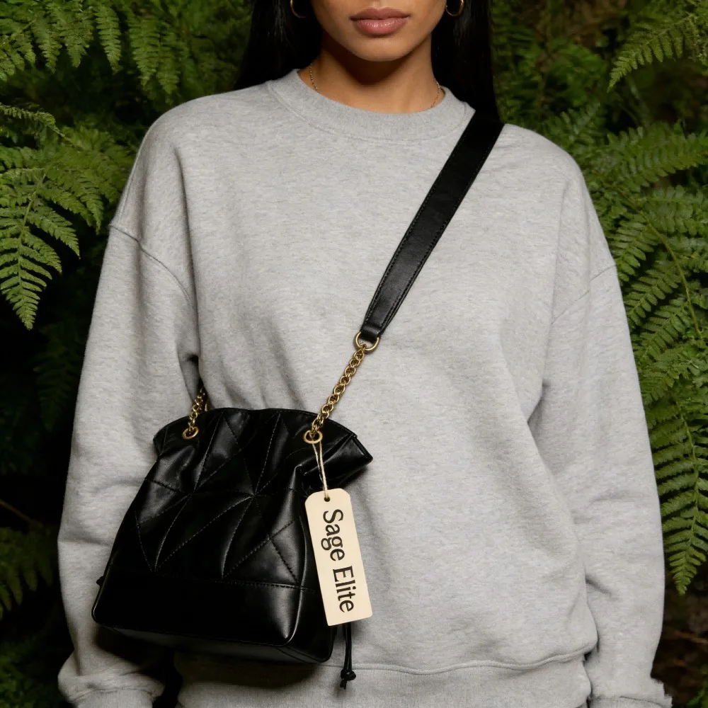 

Черная стеганая кожаная сумка-ведро Sage Elite, стильный золотой ремешок-цепочка, просторный интерьер, шикарный повседневный кошелек через плечо