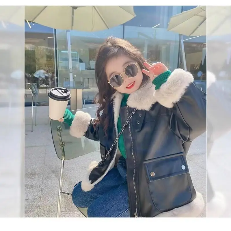 

Girls' Leather Jacket Autumn/Winter 2025 New Style Girls' Plush Thick Leather Jacket Children's Clothing Fashion Girls' Clothes