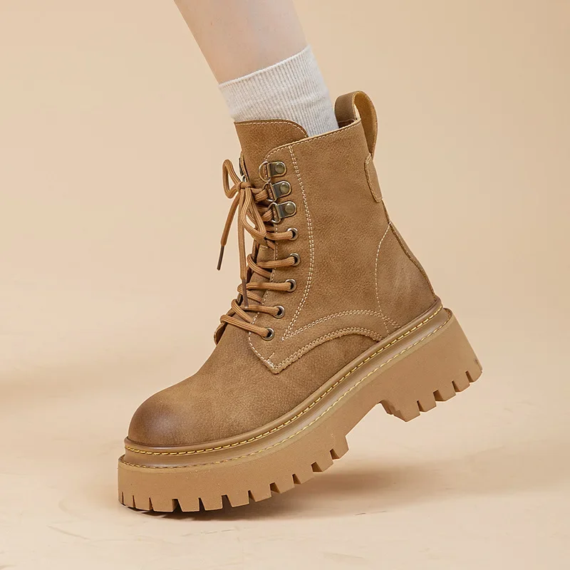 Buty damskie z prawdziwej skóry buty motocyklowe dla kobiet krótkie buty z przeszyciami Retro kobiety Botas Femininas De Couro Legitmos — zdjęcie 5