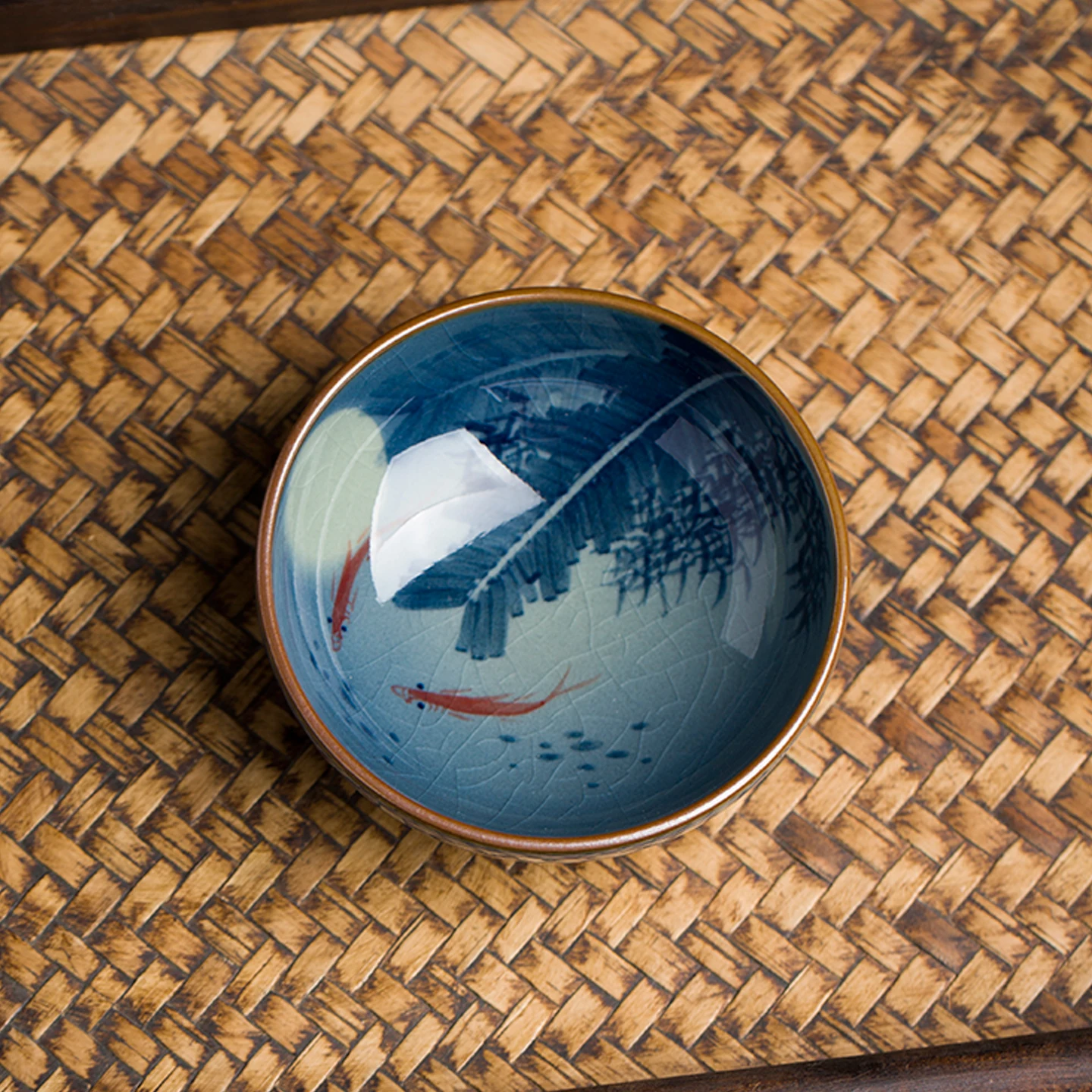 

Чайная чашка из Цзиндэчжэня, расписанная вручную, сине-белая, с рисунком банана, подглазурная, премиум-класса, для индивидуального чаепития