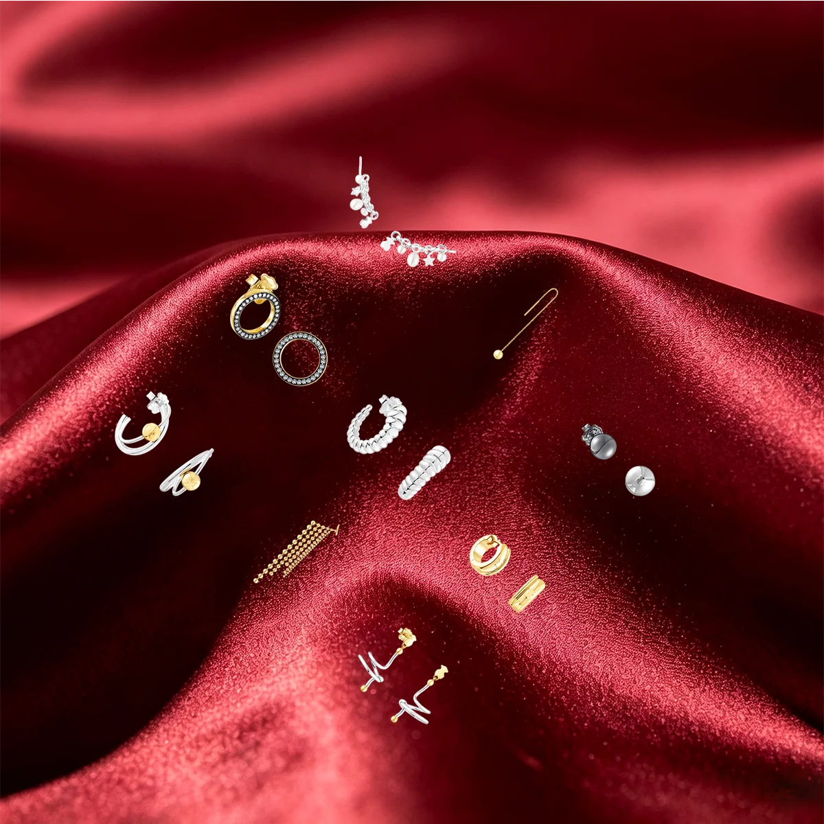 Boucles d'oreilles créoles perlées à chaîne étoile et pompon, boucles d'oreilles à enfiler côtelées épaisses, clous d'oreilles ronds plats bicolores en cristal