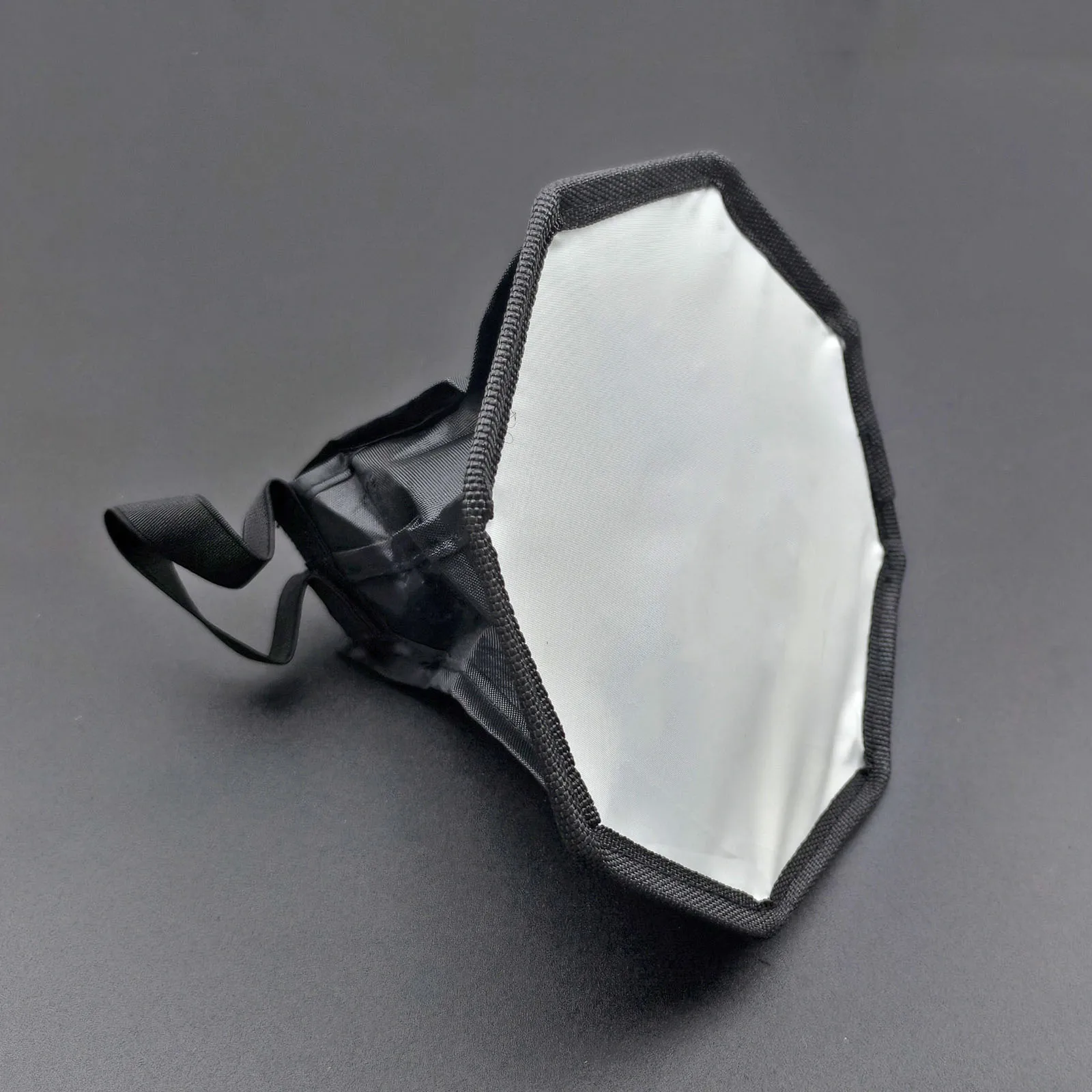 Softbox Portátil para Flash de Cámara, Difusor Octagonal Plegable de 20 cm, Compatible con la Mayoría de los Flashes de Cámara, Ligero para Fotografía