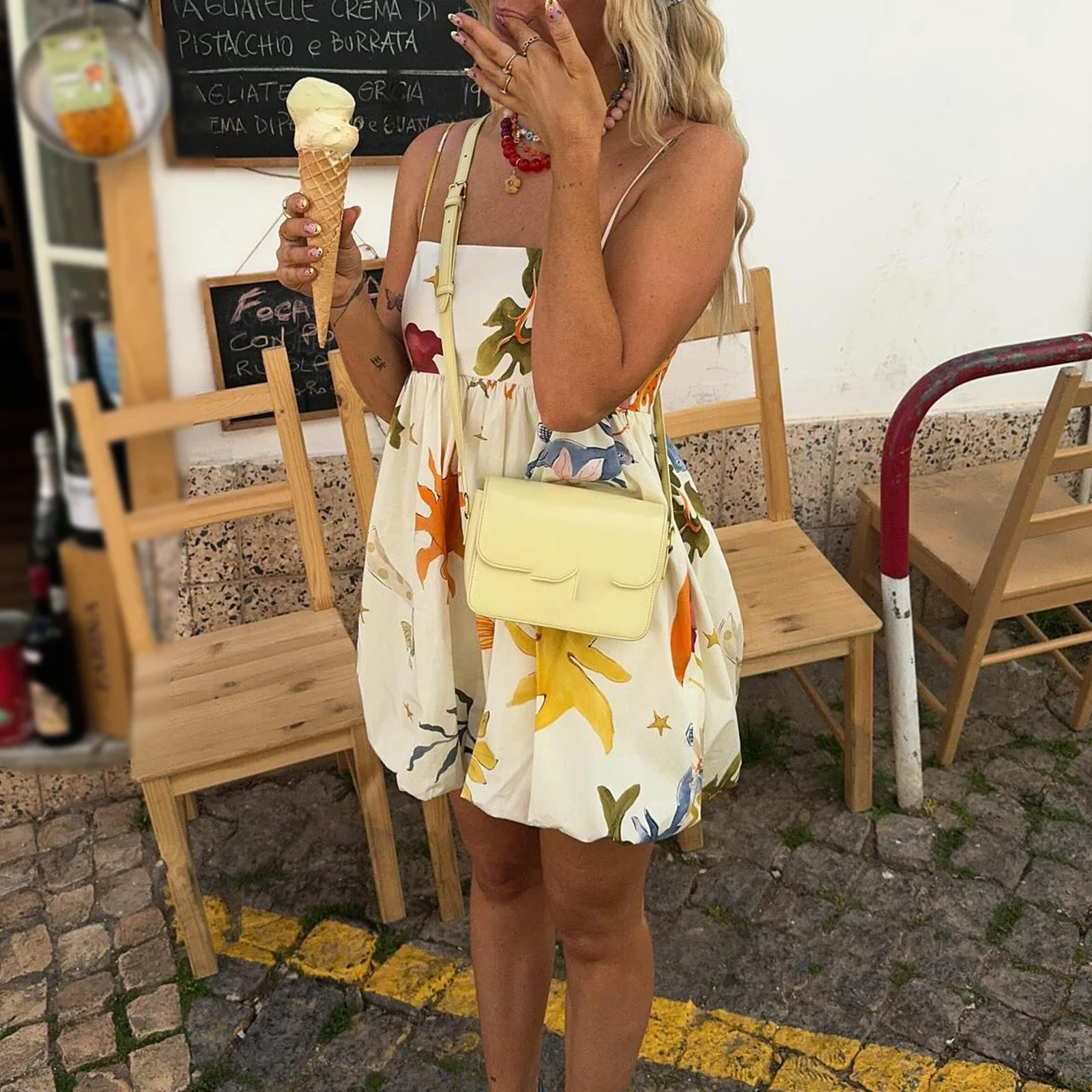 Sommer schlanke Cami Mini A-Linie Kleid Frauen ärmellose rücken freie Muster drucken Schößchen Saum Urlaub Strand kleid