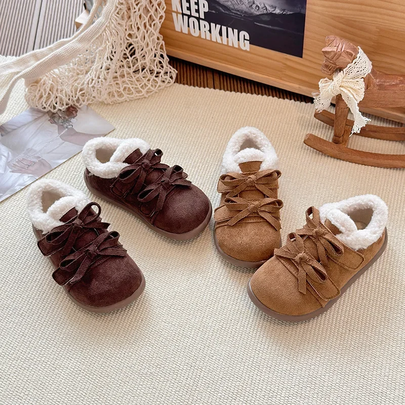 

Girls Warm Shoes Suede Warm Double Bowknots Kids Flat Shoes Versatile 2025 Winter New Children Princess Shoes for Girls Soft