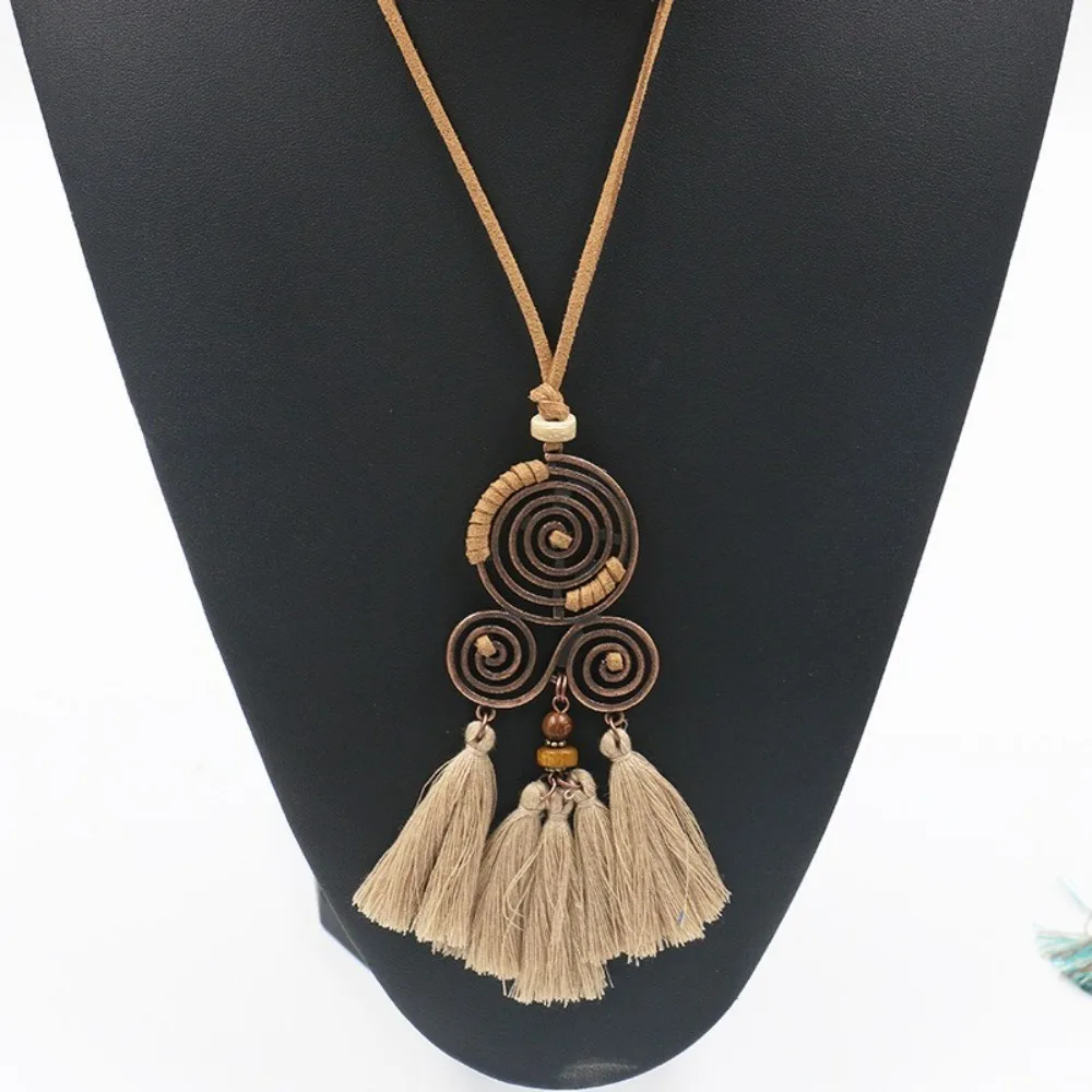 Ethnic Holiday Style Wooden Women's Necklace Sweater Chain Beach Holiday Travel Daily Matching Pendant Tassels Necklace